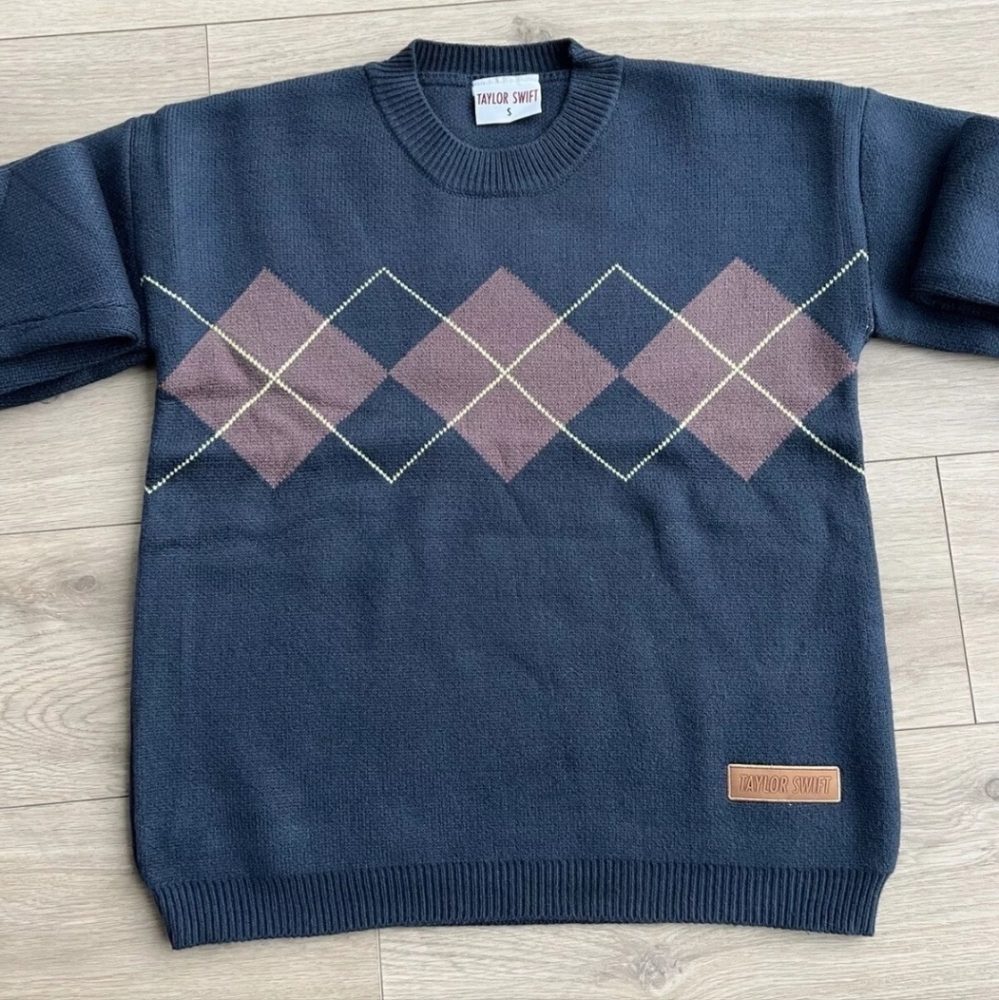 Taylor Swift Argyle Sweater Red Taylor's Version Navy Small